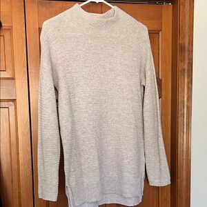 Old Navy Women's Light Taupe Turtleneck Sweater